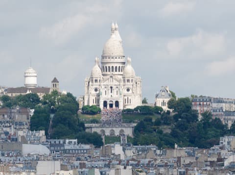 Couvreur Paris XVIIIe arrondissement des Buttes-Montmartre