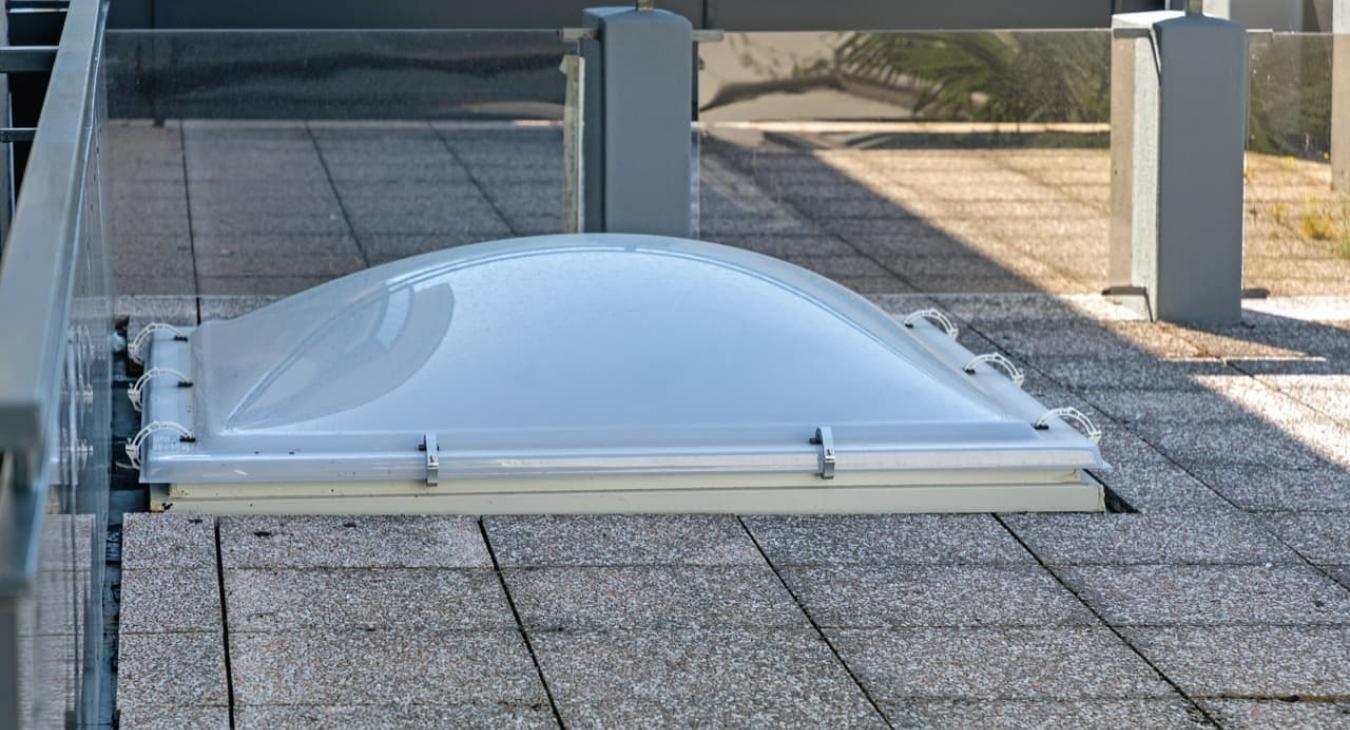 Pose de Velux, lucarnes & chiens-assis 75 Paris